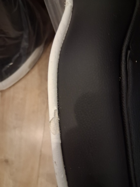 Fotel Sandberg Voodoo Czarno-biały Powystawowy