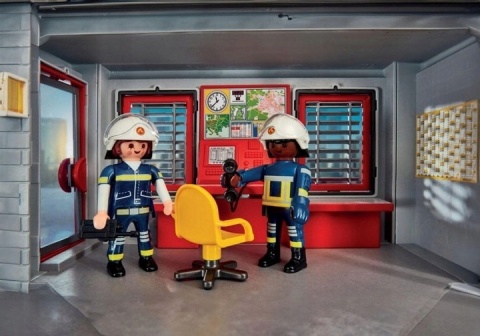 PLAYMOBIL Action Heroes Straż Pożarna Wóz Strażacki 185 elementów 4 lata + POWYSTAWOWY