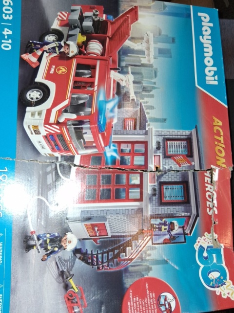 PLAYMOBIL Action Heroes Straż Pożarna Wóz Strażacki 185 elementów 4 lata + POWYSTAWOWY