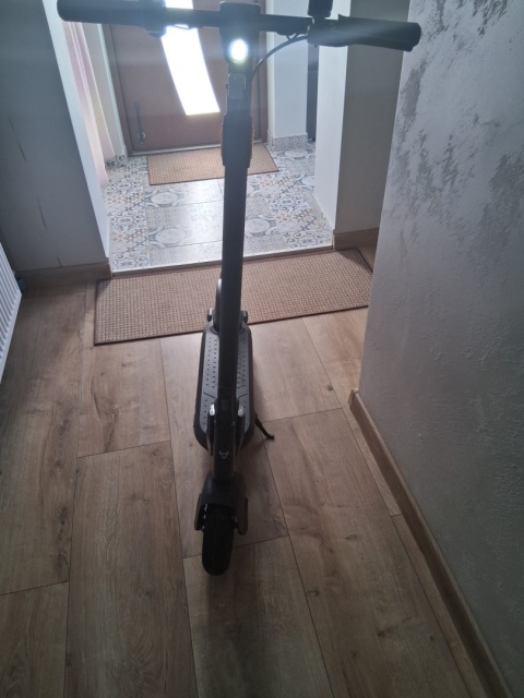 Hulajnoga Elektryczna NIU KQI1 PRO 250W 20km/h 25km Światła Składana IP54 Po zwrocie