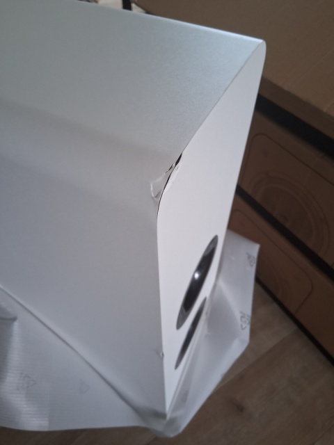 Teufel Ultima 40 Mk4 stereo głośniki stojące HiFi, para najwyższej klasy Nowy z defektem