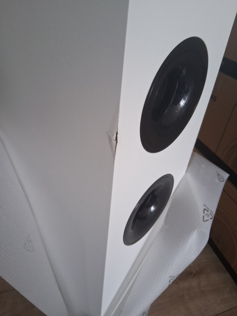 Teufel Ultima 40 Mk4 stereo głośniki stojące HiFi, para najwyższej klasy Nowy z defektem